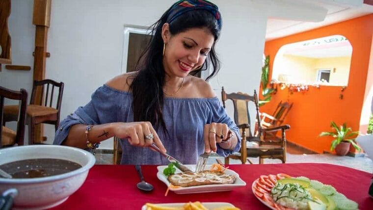 Sacar licencia de Arrendador de Vivienda y tener patente de Restaurantes