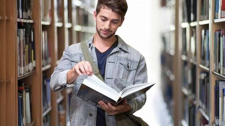 Becas para cubanos en el extranjero 2020