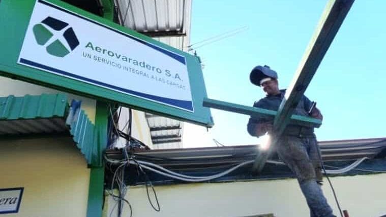 Aerovaradero: Servicios de carga aérea en Cuba