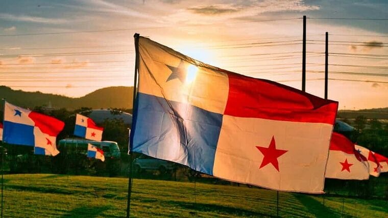 Alarma entre los cubanos: Panamá cambia de último minuto su política de viajes.
