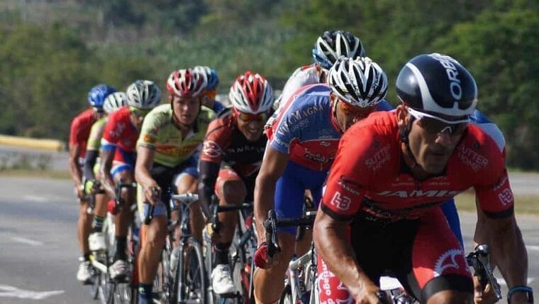 Disfrutar del cicloturismo en Cuba