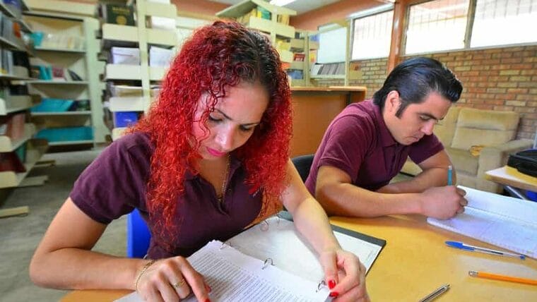 Cubanos pueden optar por becas de Maestría en Italia