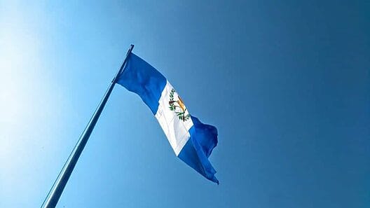 Detienen migrantes cubanos en Guatemala