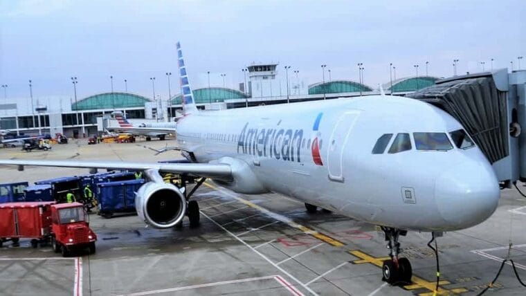 ¿Dejará de operar en Cuba American Airlines tras demanda estadounidense?