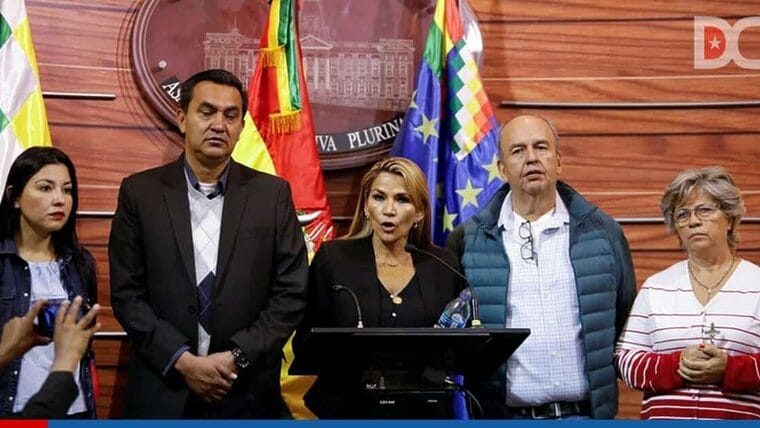 Jeanine Áñez, nueva presidenta en funciones de Bolivia