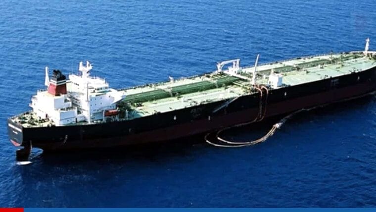 Rusia envía a Cuba un buque con 650 mil barriles de combustible