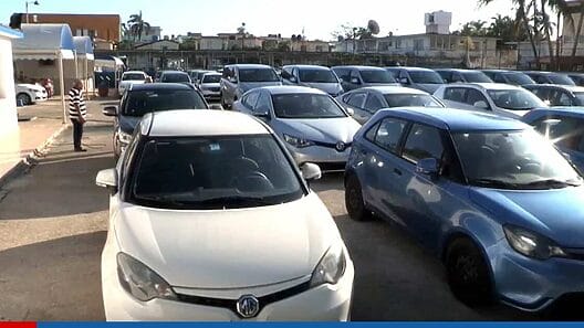 ¿Precio de un auto moderno en Cuba? Más de 47 mil dólares por un Peugeot de más de 10 años
