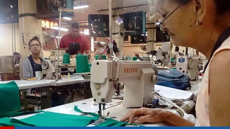 Cuba se prepara: fabricación y venta de nasobucos