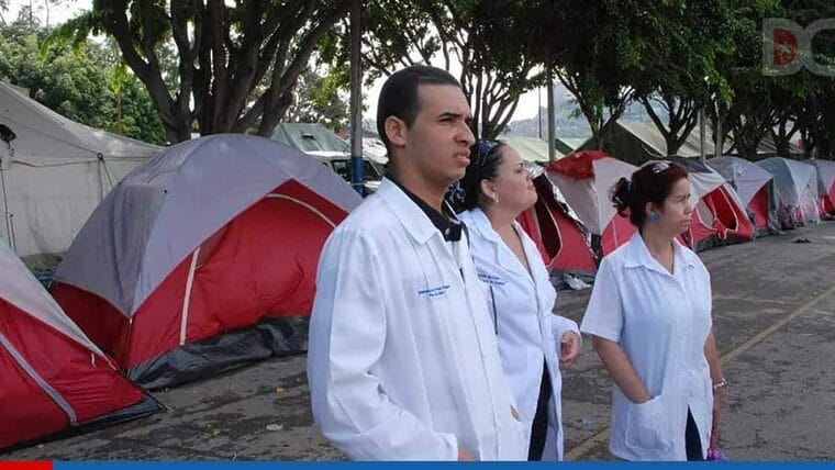 Médicos cubanos residentes en España se movilizan contra el covid-19