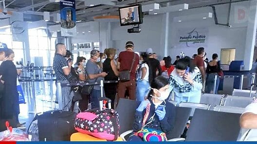 “Vendí mi casa y todo lo que tenía”: cubanos varados relatan su desesperación