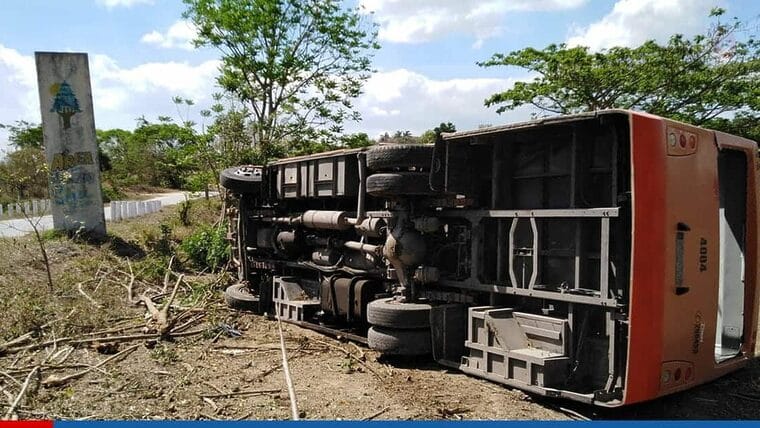 Accidente deja 12 lesionados, tres en código rojo en Villa Clara