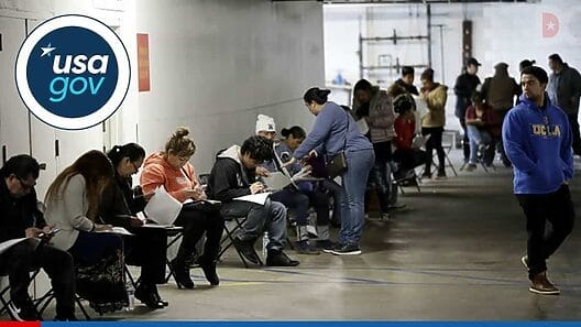 Miles de personas firman petición para legalizar a migrantes cubanos en Estados Unidos