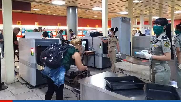 ¿Quieres viajar a Cuba? Este es el listado completo de aerolíneas que vuelan a la isla