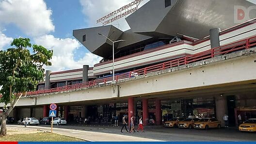 Reparaciones en el Aeropuerto José Martí de La Habana