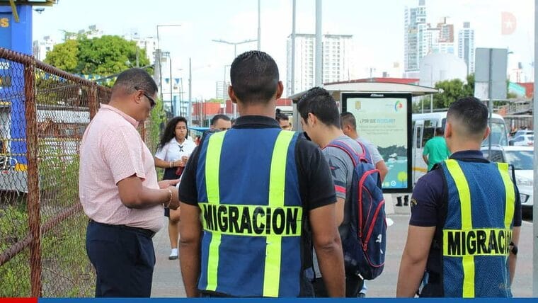 Gobierno panameño reabre la atención de trámites para migrantes