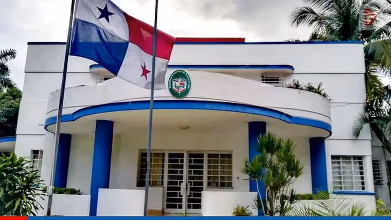 Embajada de Panamá en Cuba informa sobre reorganización de trámites durante los días festivos