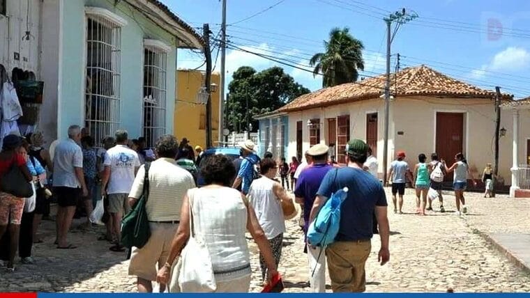 Reino Unido levanta prohibición de viaje a Cuba