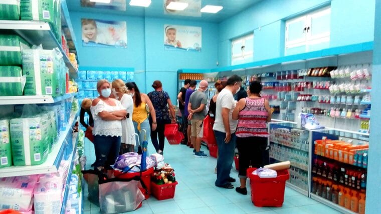 Arroz, spaghetti y leche entera: primeras experiencias de compra en tiendas MLC en Cuba