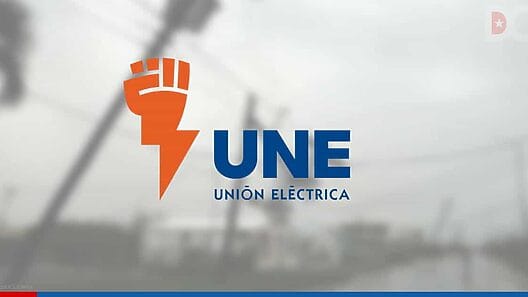 Informan sobre limitaciones en la generación de energía eléctrica en Cuba por bajos niveles de combustible