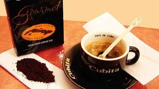 Cuba exportará y venderá en los aeropuertos café de alta calidad