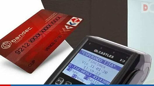 Bancos cubanos listos para implementar el uso de PIN en las compras en dólares