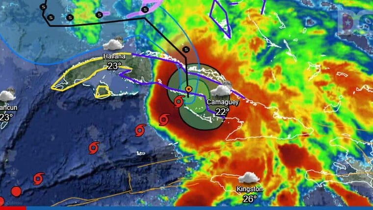 Eta toca tierra cubana con vientos superiores a 100 km/h