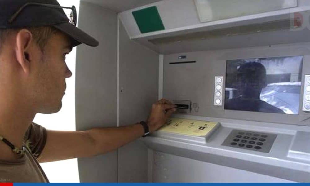 In Cuba, 99 municipalities do not have ATMs