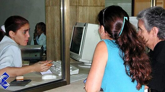 Correos de Cuba valorará el euro a 1×24 para los giros. Siguen cobrando 100 pesos por paquetes de 1.5 kg