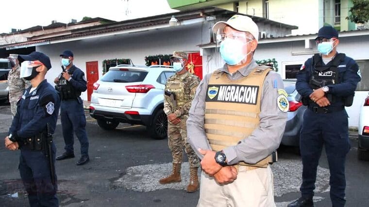 Migración de Panamá retuvo a cubanos por irregularidades en estatus migratorio