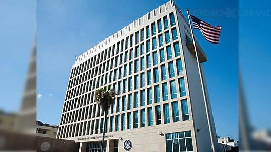Embajada de Estados Unidos en Cuba anuncia suspensión de todos sus servicios consulares, por el huracán Ian