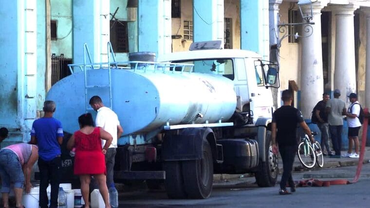 Casi 100 mil personas permanecen hoy sin abasto de agua en Villa Clara