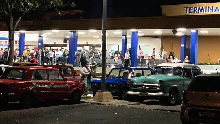Confusión en el aeropuerto de La Habana tras suspensión de vuelos entre Cuba y Estados Unidos
