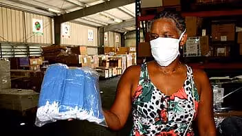 Cuba confeccionará 100 mascarillas sanitarias por minuto en fábrica matancera