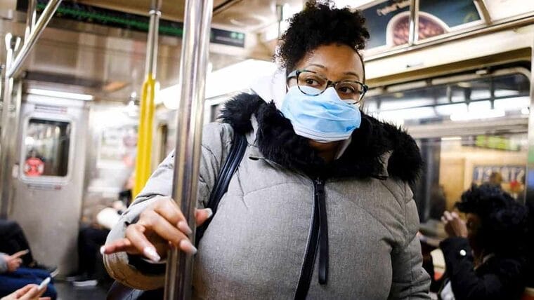 Desde hoy: uso obligatorio de mascarilla en medios de transporte público en EE.UU  