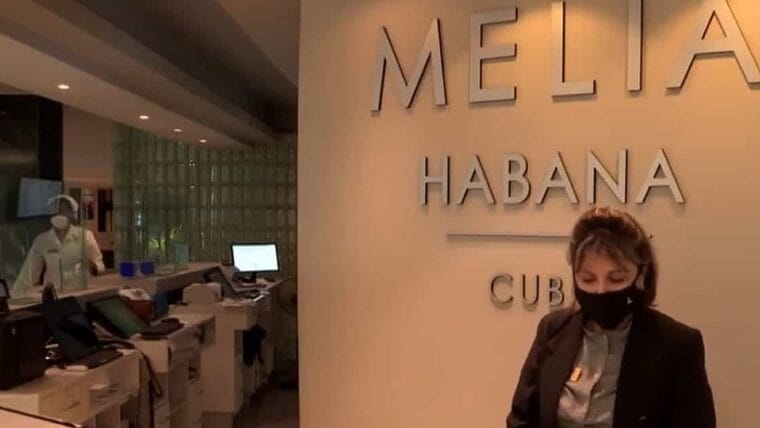 Cuarentena en hoteles de Cuba: “cinco días trancados”