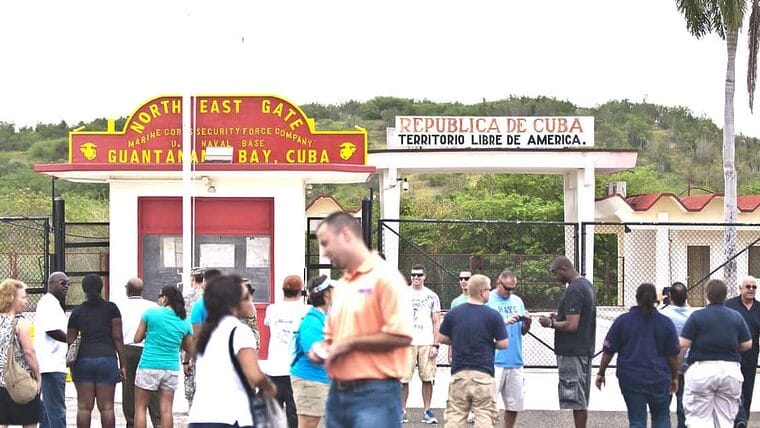 Reunificación familiar: proponen desde Estados Unidos realizar los trámites en Base Naval de Guantánamo