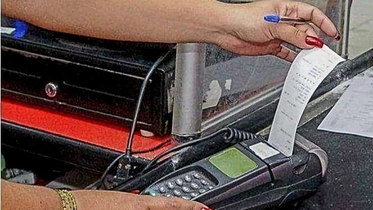 Banco Central de Cuba: “trabajamos con Fincimex para introducir el sistema de PIN en los comercios”