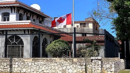 Tramitar una visa de visitante para Canadá