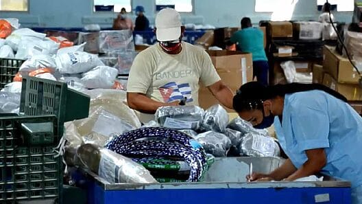 Paquetería en Cuba: 30 días para terminar con los atrasos