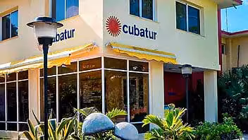 Agencia de Viajes Cubatur advierte sobre ofertas falsas 