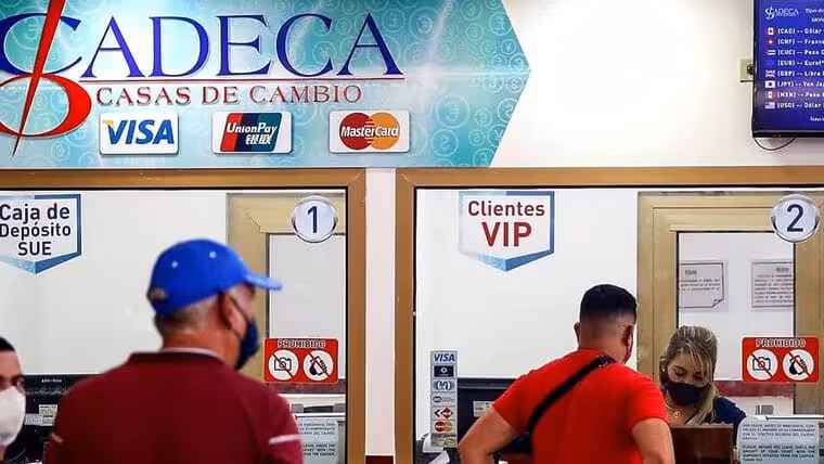 CADECA anuncia nuevas ventajas de las tarjetas prepago en dólares en Cuba