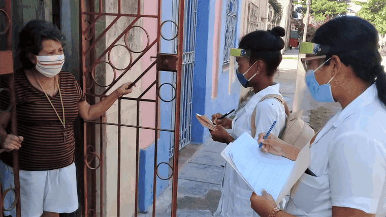 Pacientes confirmados  a la covid-19 con síntomas leves permanecerán en sus hogares