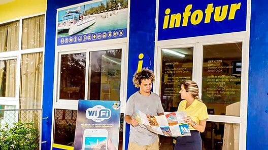 Cuba sigue por debajo en “plan de turistas” para el 2022