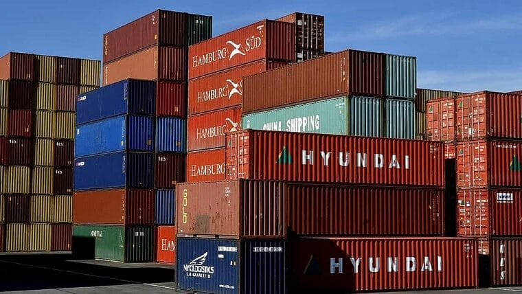 Rescinden impuesto aduanero a entidades importadoras de insumos para producción no estatal