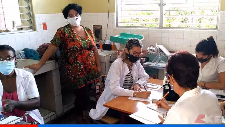 Cuba reporta hoy 8317 nuevos casos positivos a la covid-19 y 86 fallecidos