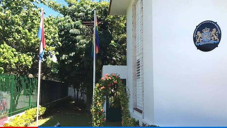 Oferta de Trabajo para cubanos en la Embajada de Países Bajos