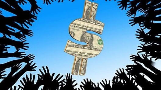 Los actuales precios del dólar, el euro y la MLC en Cuba