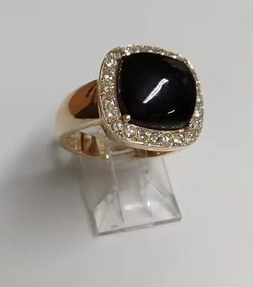 Abren tienda en MLC para y relojeros en Cuba