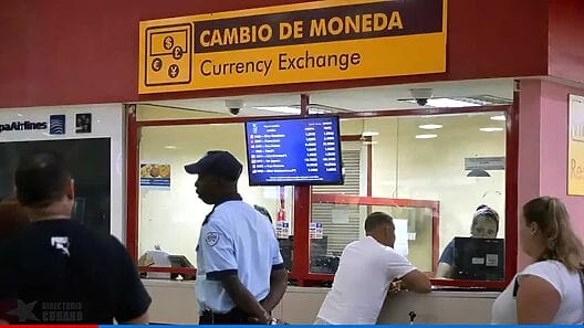 Turismo en Cuba: «no traiga dólares en efectivo, cambia tu dinero en instituciones oficiales»