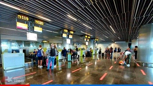 Viajeros cubanos: visados de turismo para Europa en «stand-by»